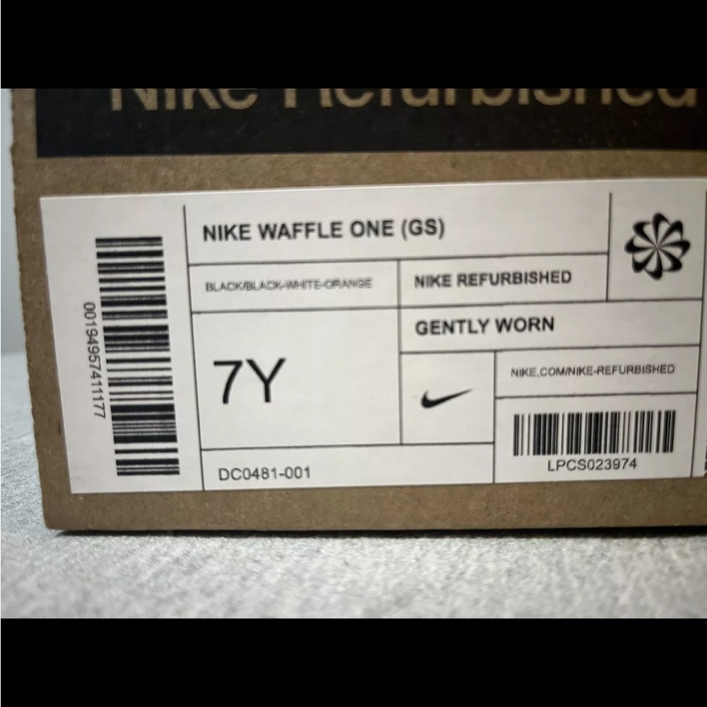 Nike GS Waffle One Grade School Black/White Sneaker Shoe Size 7Y DC0481-001 - Picture 11 of 11